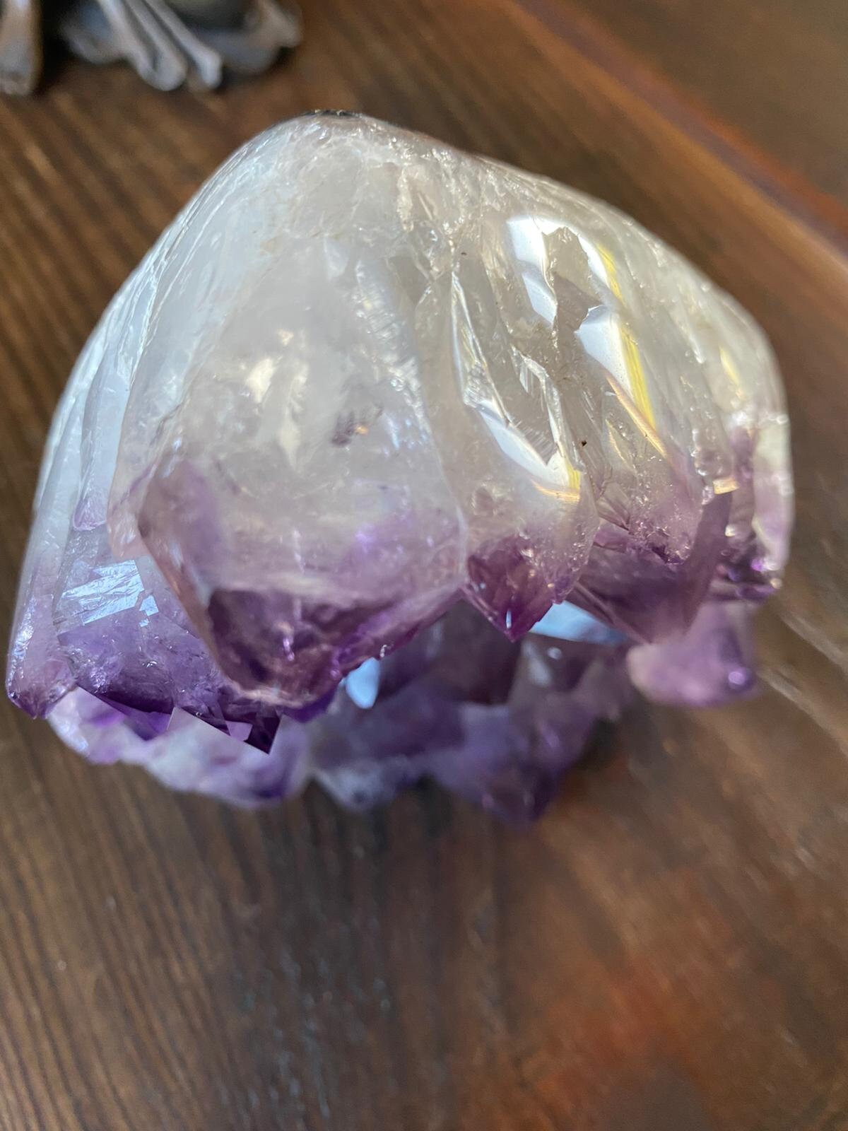 【アメジスト】女神の様に美しい希少価値の高いジオード1.395g H11xW12xD10cm 5