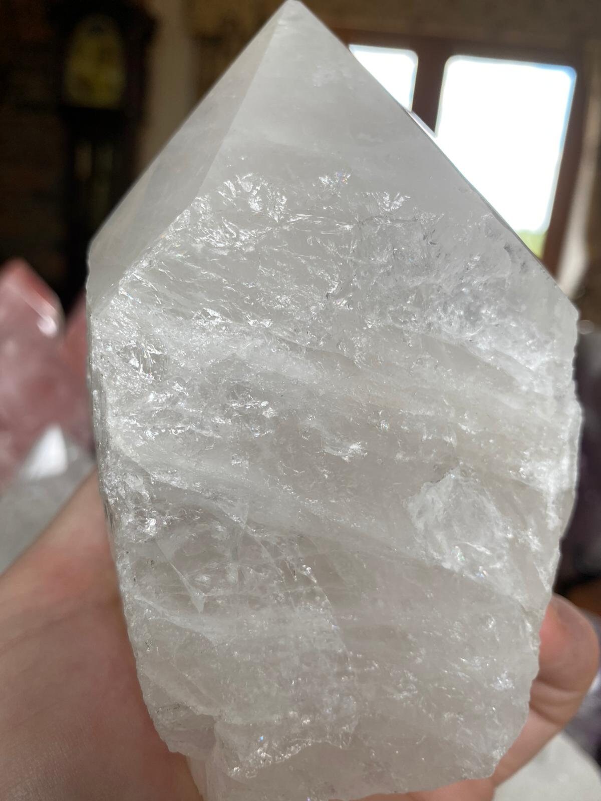 【クリアクォーツ(水晶)】非常に高い波動を持つレアなタワー型 4